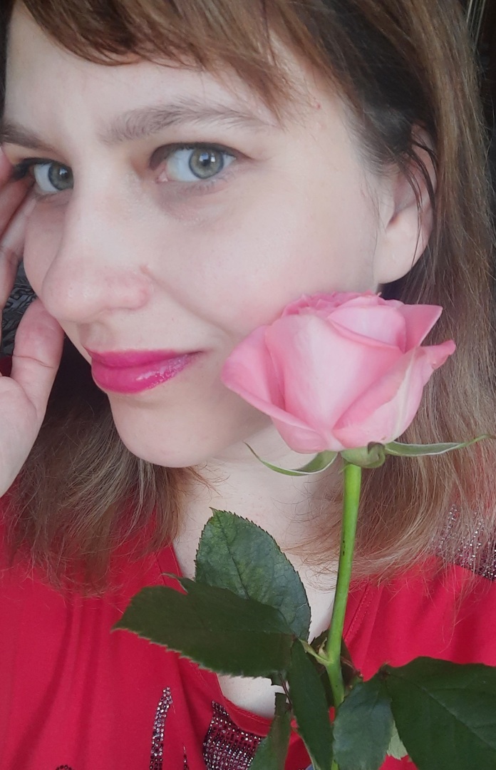 Подарочная карта торгового центра, мой поход в Золотое Яблоко и небольшая фотоссесия с розами.