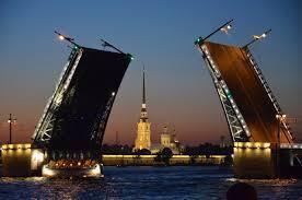 Какое название Северной столицы вам больше нравится?