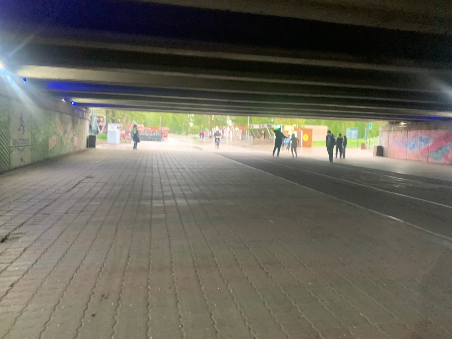 Каждый человек, в нашей жизни, появляется вовремя.