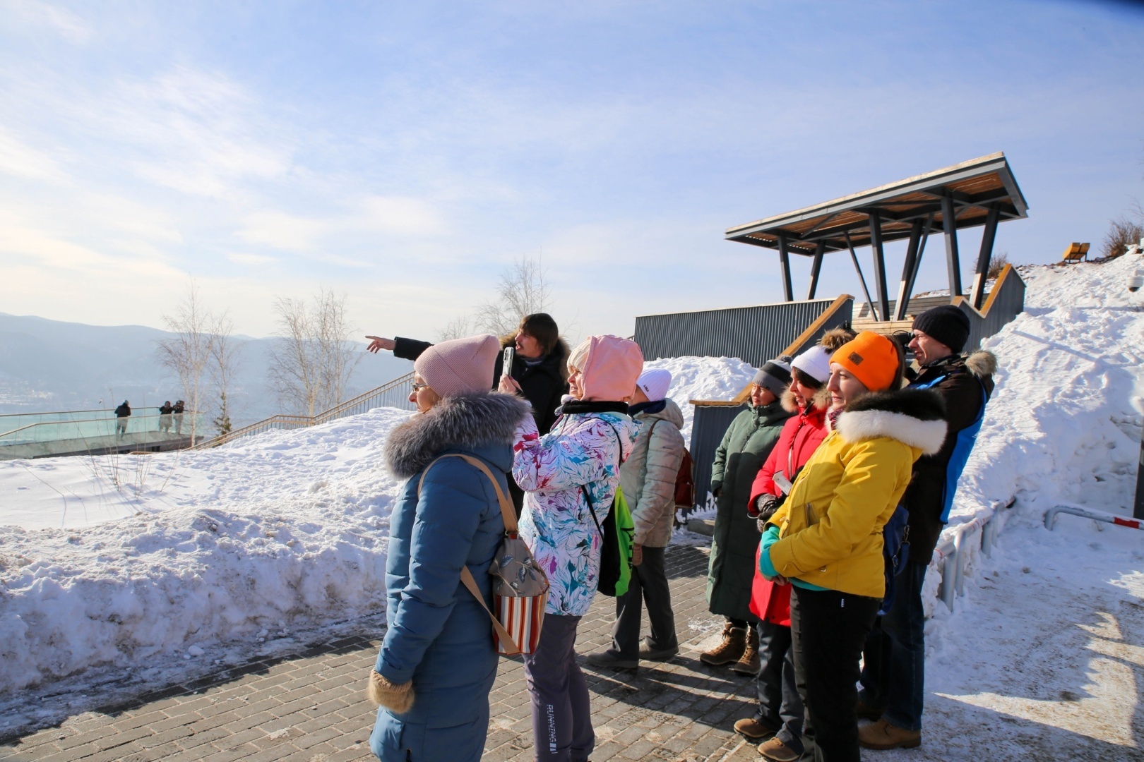 Каждый человек, в нашей жизни, появляется вовремя.