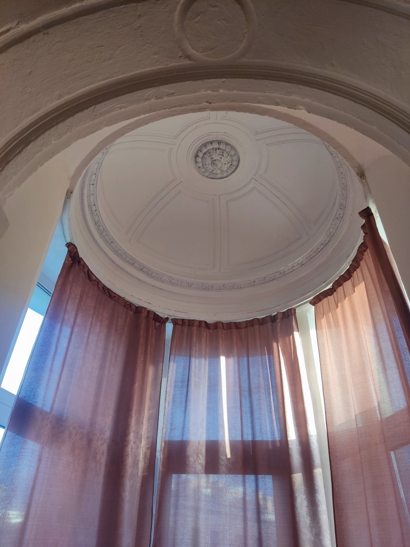 Отель в самом красивом здании на улице Восстания Санкт-Петербурга всего за 3800 рублей за ночь на двоих! 🤗