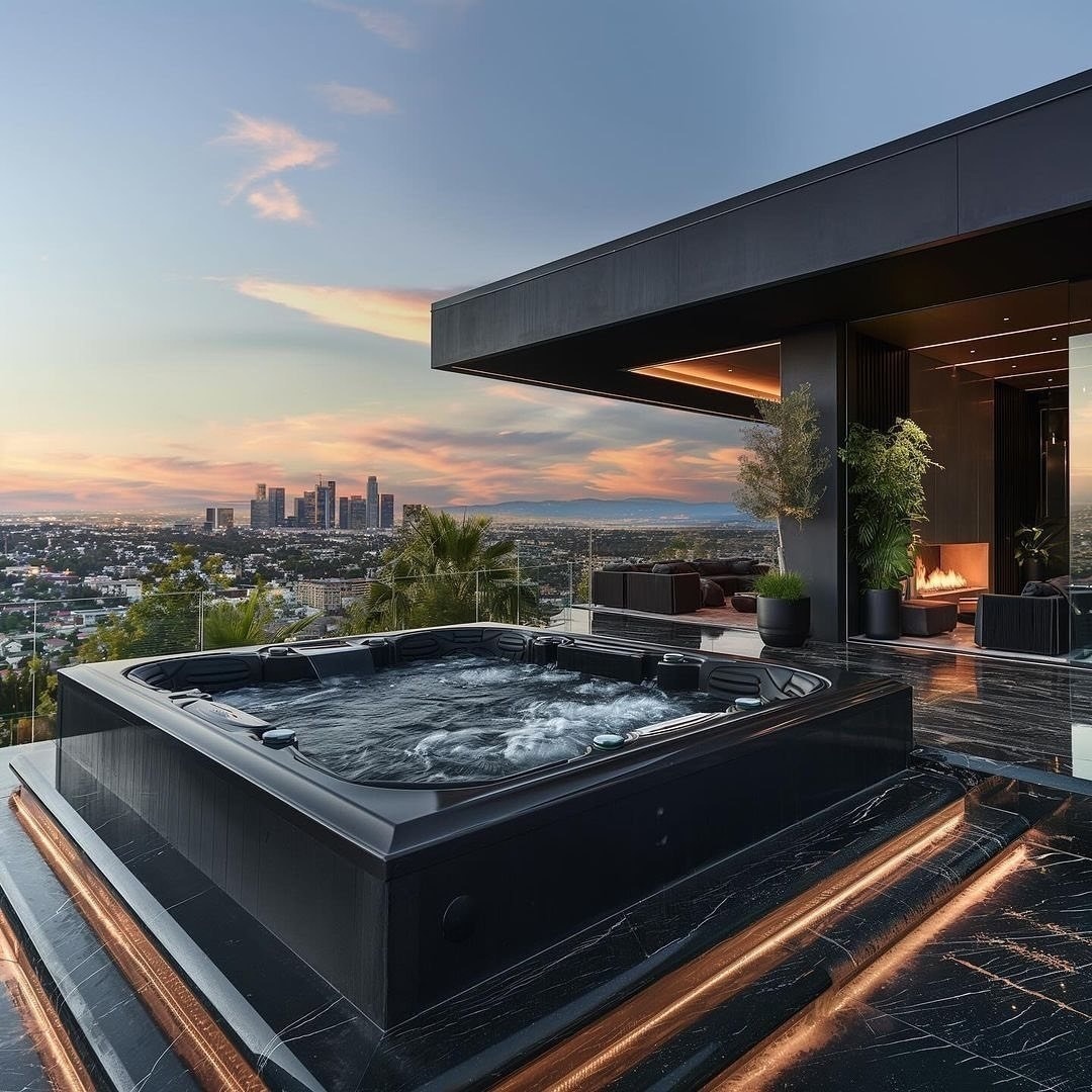 Жил-был в живописных голливудских холмах особняк.