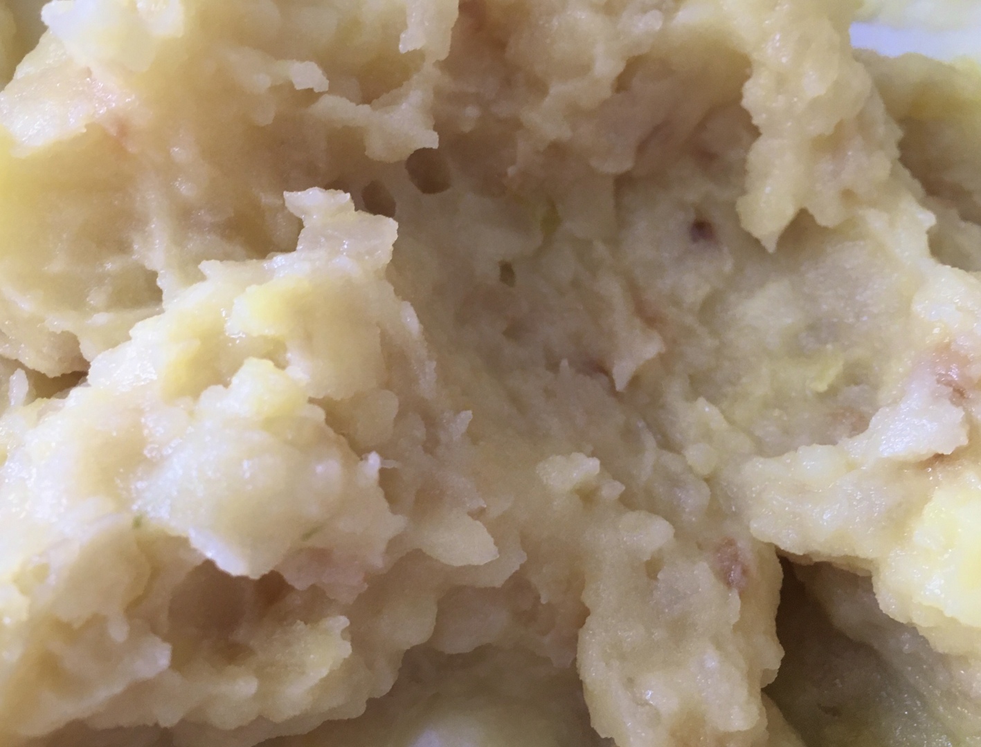 Раньше тесто для вареников лепил сам. А теперь только готовое покупаем от «Тестов»