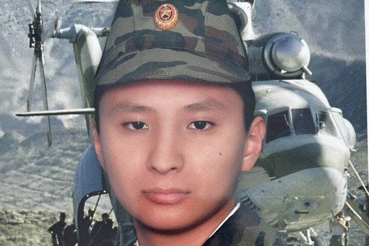 На СВО погибли ещё два жителя Саратовской области ! По России то их Сотни Тысяч за Третий год войны ! Генофонд уничтожается кроме Естественных ...