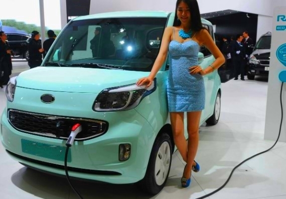 Подстава от китайцев на 486 млн рублей: как российские покупатели электрокаров остались без авто. Среди них Дмитрий Харатьян и Лукерья Ильяшенко