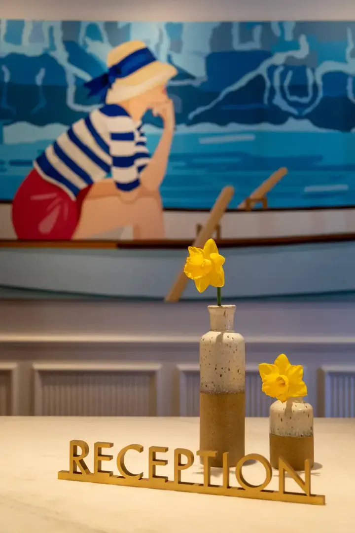 От официанта до гостя в отеле Grande Dame в Нантакете