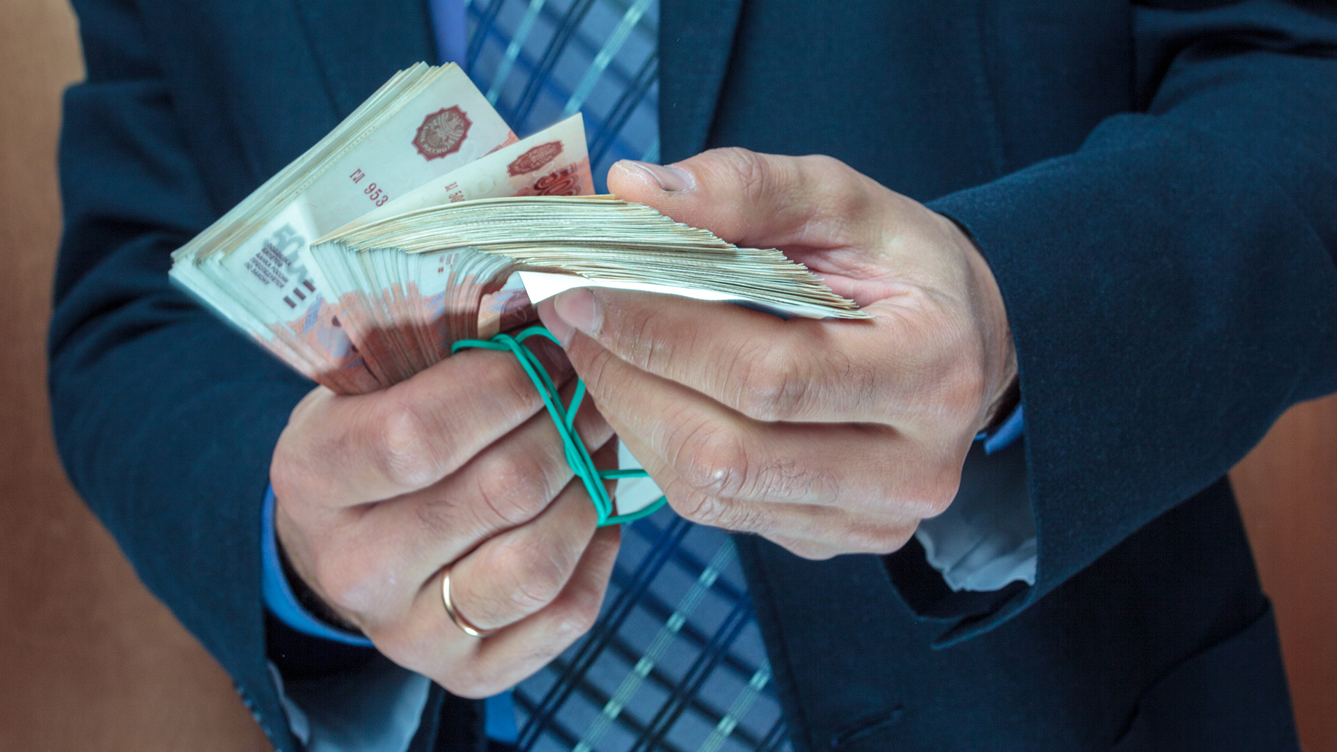 Госпошлины на иски кредиторов к должникам – банки накажут за несправедливые взыскания