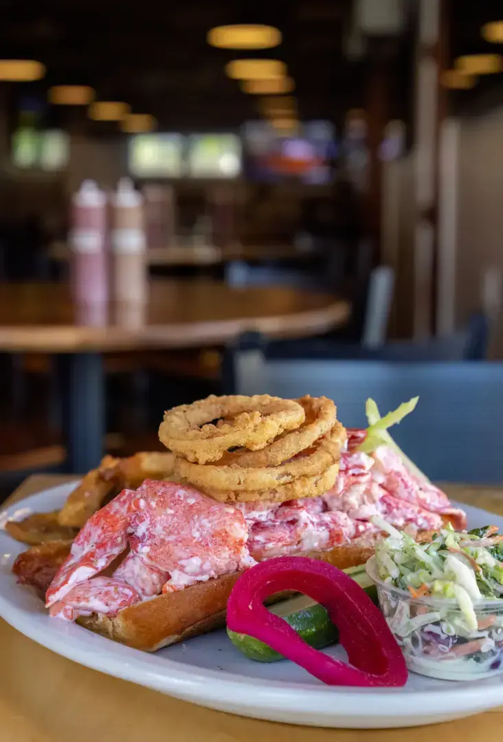 От официанта до гостя в отеле Grande Dame в Нантакете