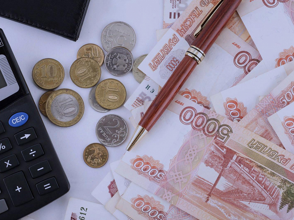 Советы по экономии денег: знание и инвестиции как ключ к процветанию