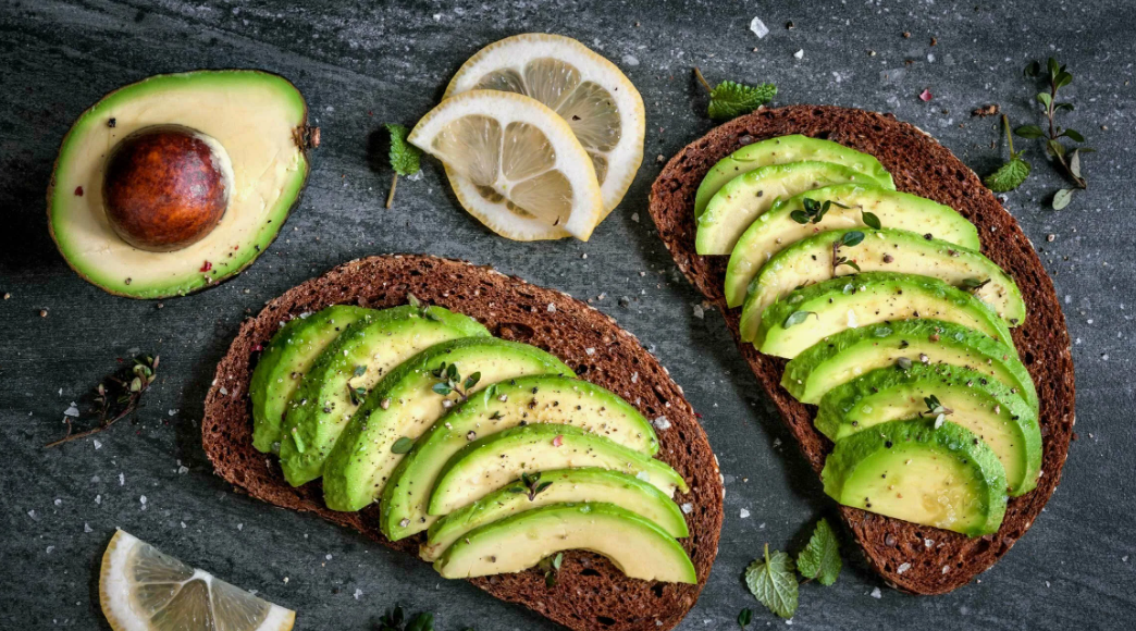 Как выбрать спелый авокадо