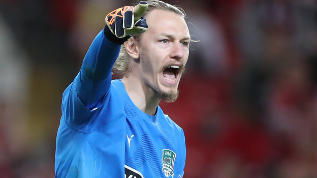 Долг в 60 миллионов? Вратарю сборной России Матвею Сафонова запретили выезд из страны