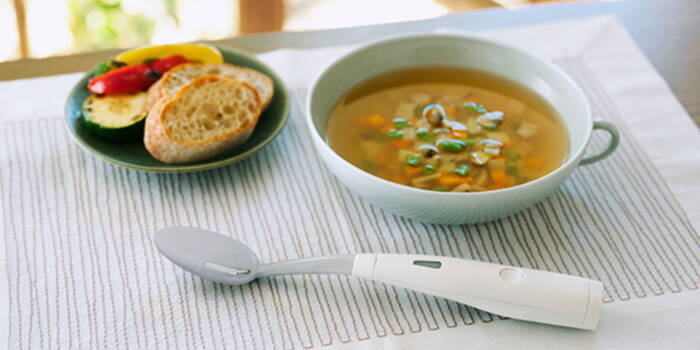 Эта электронная ложка помогает сократить потребление соли