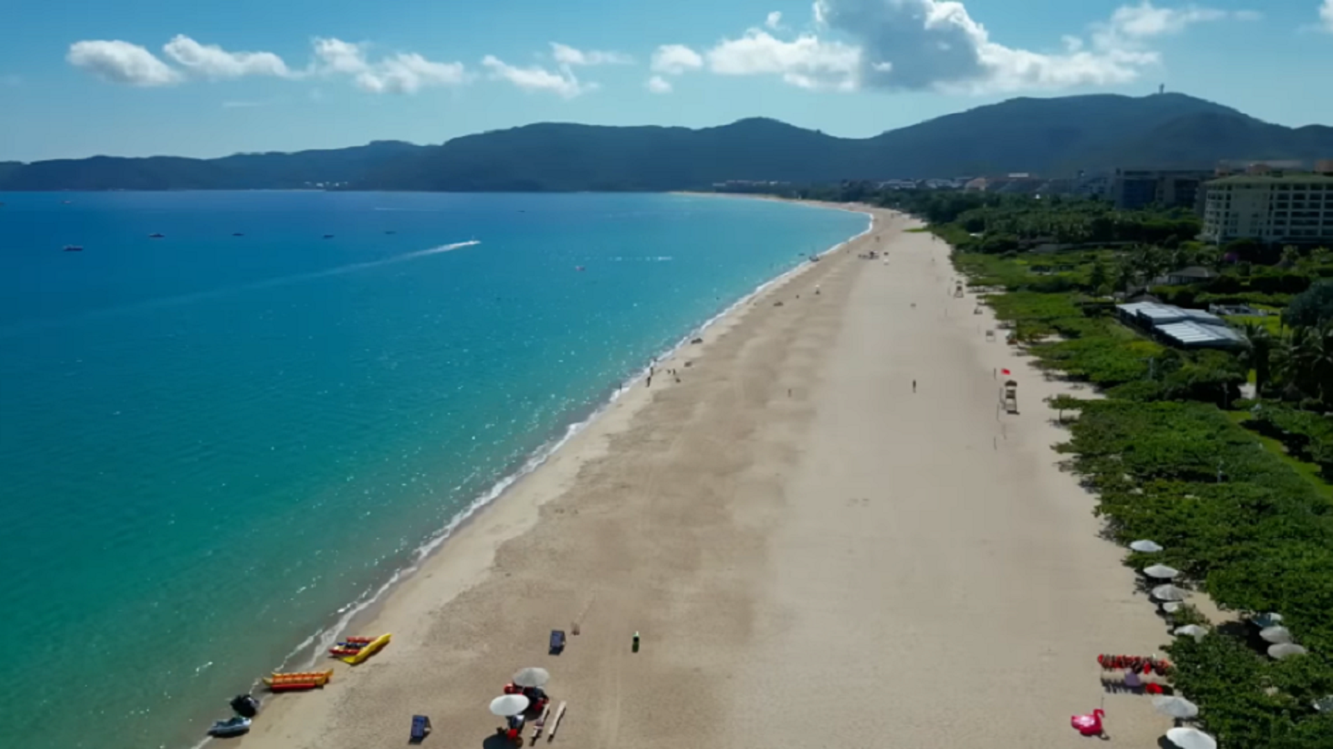 Санья / 三亚 Sānyà, остров Хайнань / 海南 Hǎinán, Китай / 中国 zhōngguó.