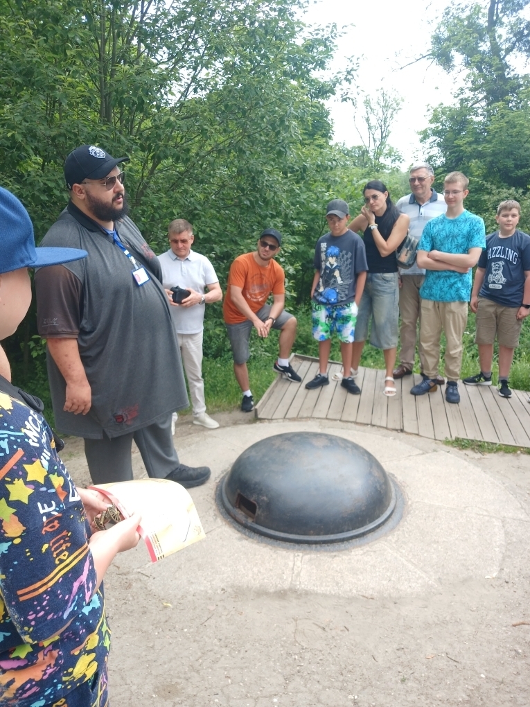 Форд с кроликами