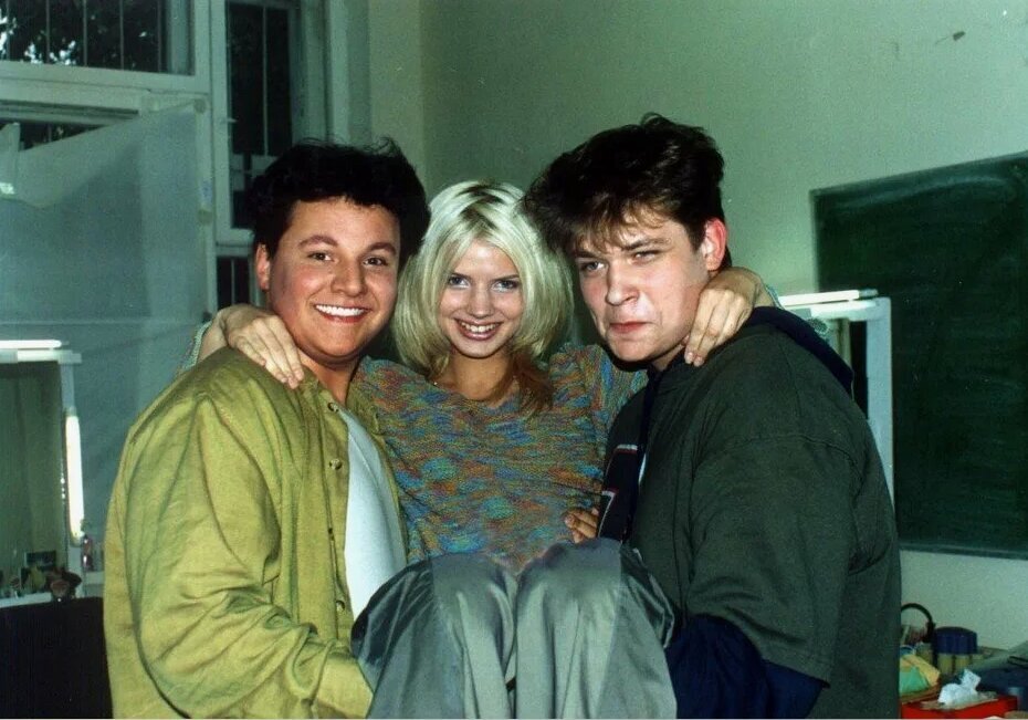 Воспоминания из 90-х: Редкие фото эпохи