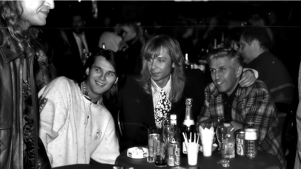 Воспоминания из 90-х: Редкие фото эпохи