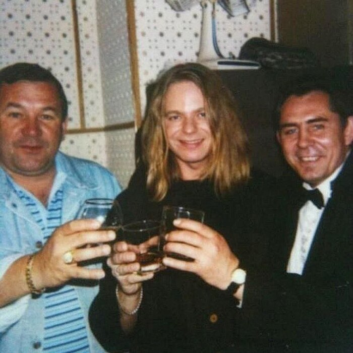 Воспоминания из 90-х: Редкие фото эпохи