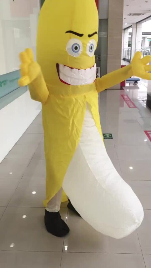 6 самых ужасных нарядов с показа мод 202324 года