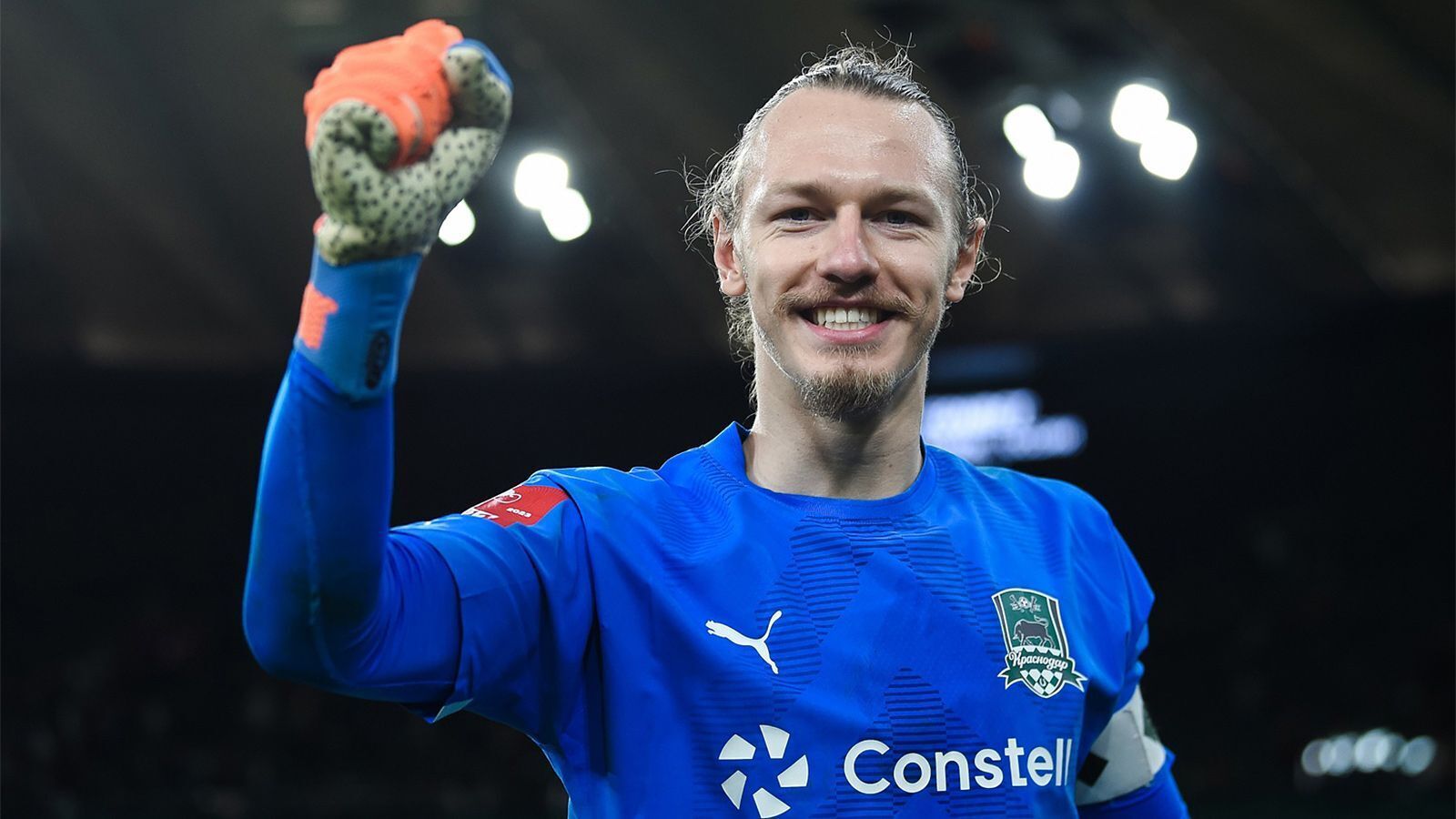 Российский футболист будет защищать ворота французского гранда! Как думаете, что ждёт 25-летнего Матвея Сафонова в ПСЖ?