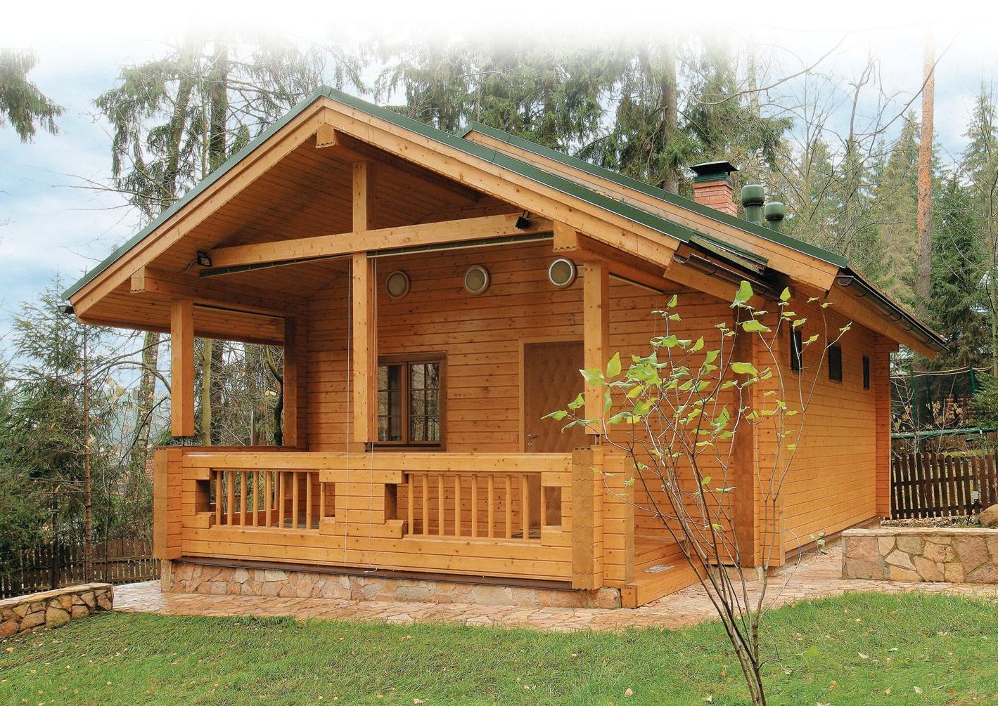 Как сделать баню из бруса долговечнее и прочнее? Советы и рекомендации