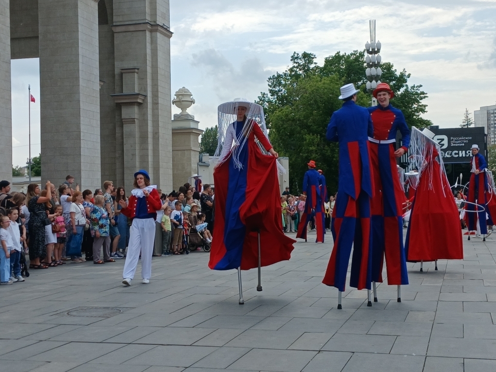 В Москве всегда праздник