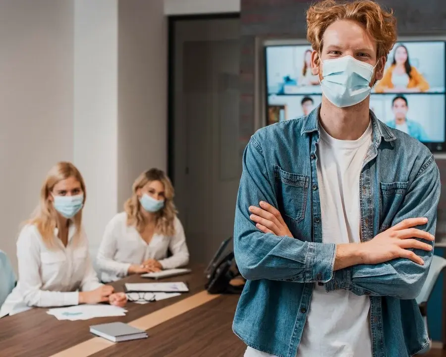 Ковид нипочем: ученые раскрыли секрет людей, не заражающихся коронавирусом — им даже прививка не нужна