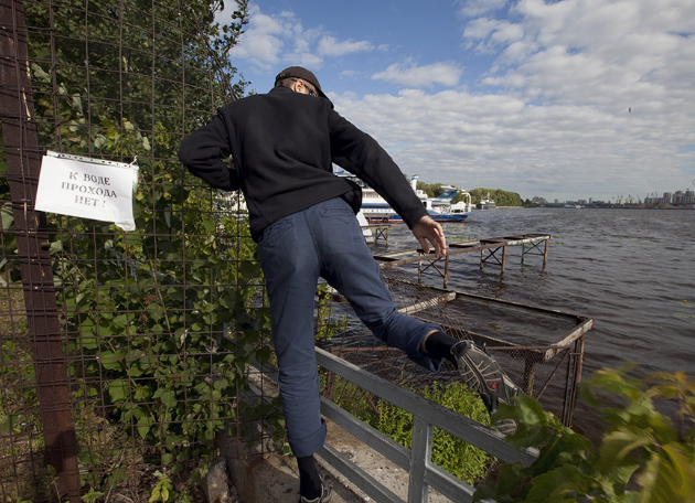 Берег для всех, или Почему нельзя перегораживать другим доступ к реке