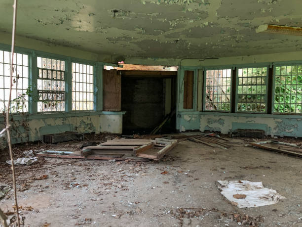 В России заброшенные здания пересчитают, передадут местным властям или выставят на продажу