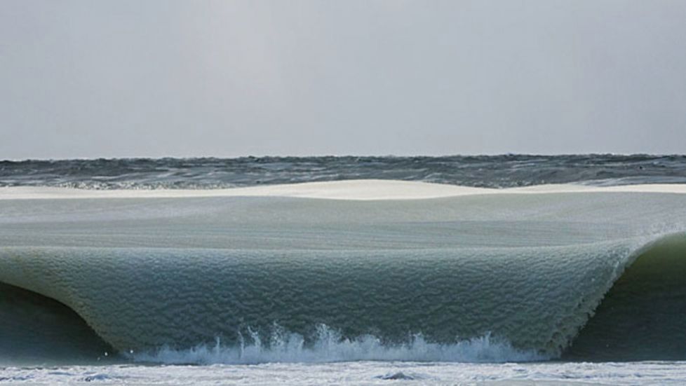 ⚡Аномалия. Почему морские волны замёрзли у аргентинского архипелага?⚡