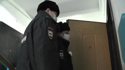 Соседи курят на балконе? Размышления о решении вопроса, с курящими соседями