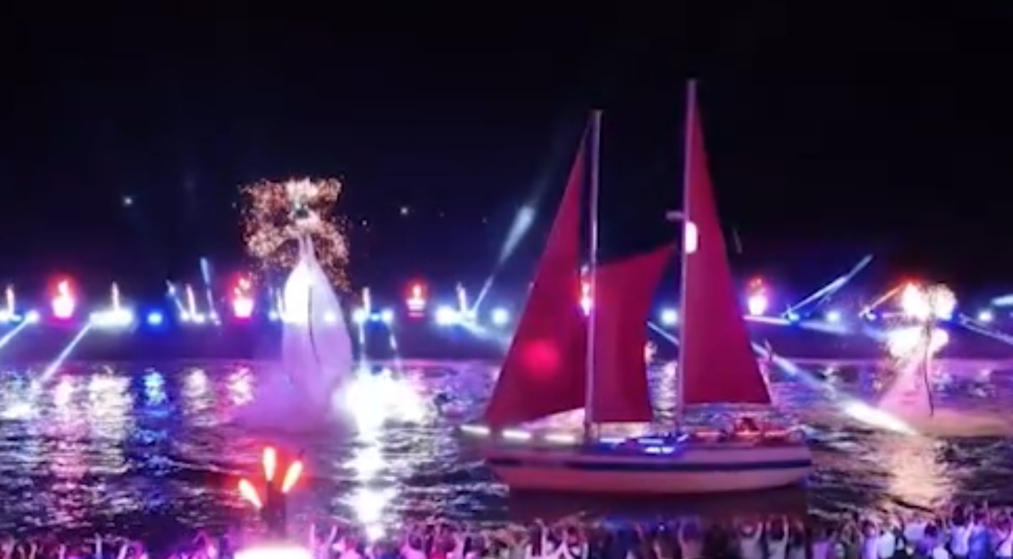 Алые паруса 2024. Как прошел праздник выпускников в Санкт-Петербурге