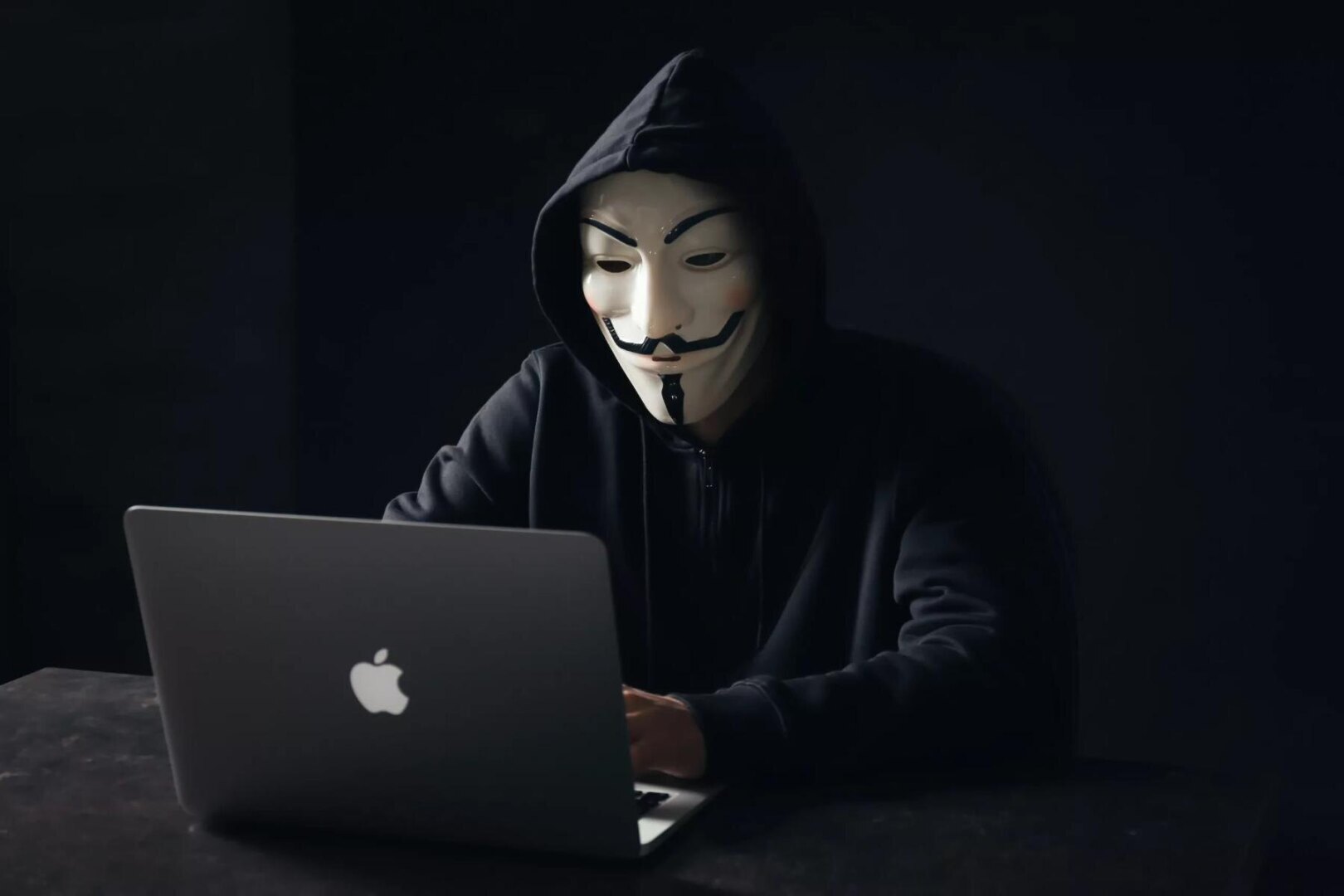 Русских больше не нанимаю – как всегда, виноваты сами! Дорогу мигрантам сами открыли!