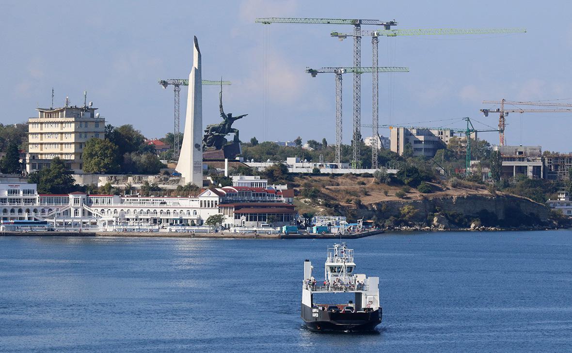 Прекращение работы морского и пассажирского транспорта в Севастополе: причины и последствия