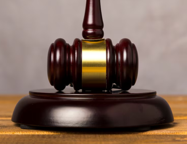 Доход от фабрики Порошенко «Рошен» теперь принадлежит России