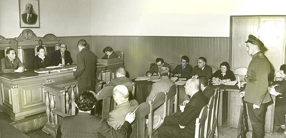 Сдвигающие пески справедливости: юриспруденция в современной России