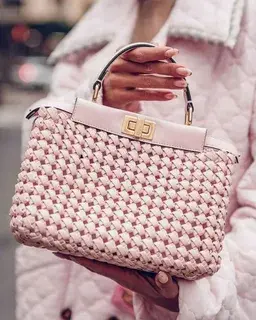 Летние сумки 2024 года: модные тенденции и стильные аксессуары