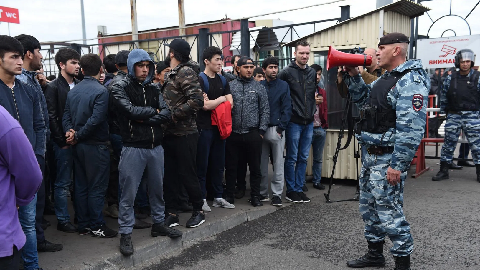 Беспредел или диверсия. В Россию прибыло более 9 миллионов мигрантов