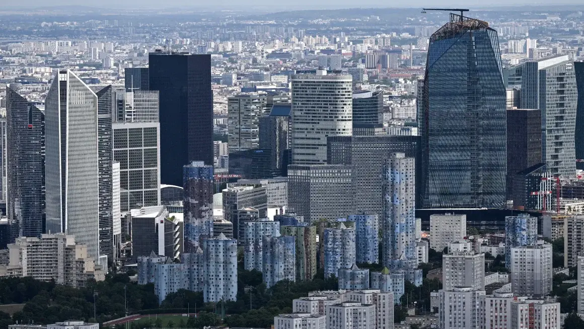 Глобальная тревога: МВФ предупреждает о росте долга США и его глобальных последствиях