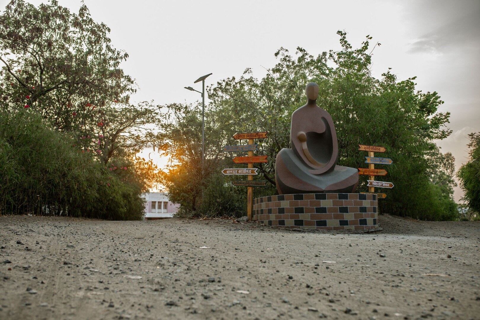 Для того, у кого никого нет.