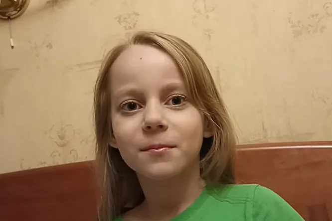 Конвейер из детишек Тепляковых, рано заканчивающих школу, а затем штурмующих вузы Москвы, пока и не думает заканчиваться.