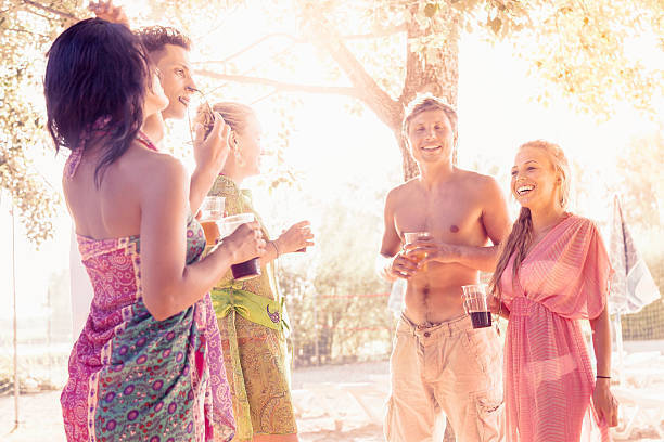 Как одеваться в жару или почему сейчас носят трусы на улице?