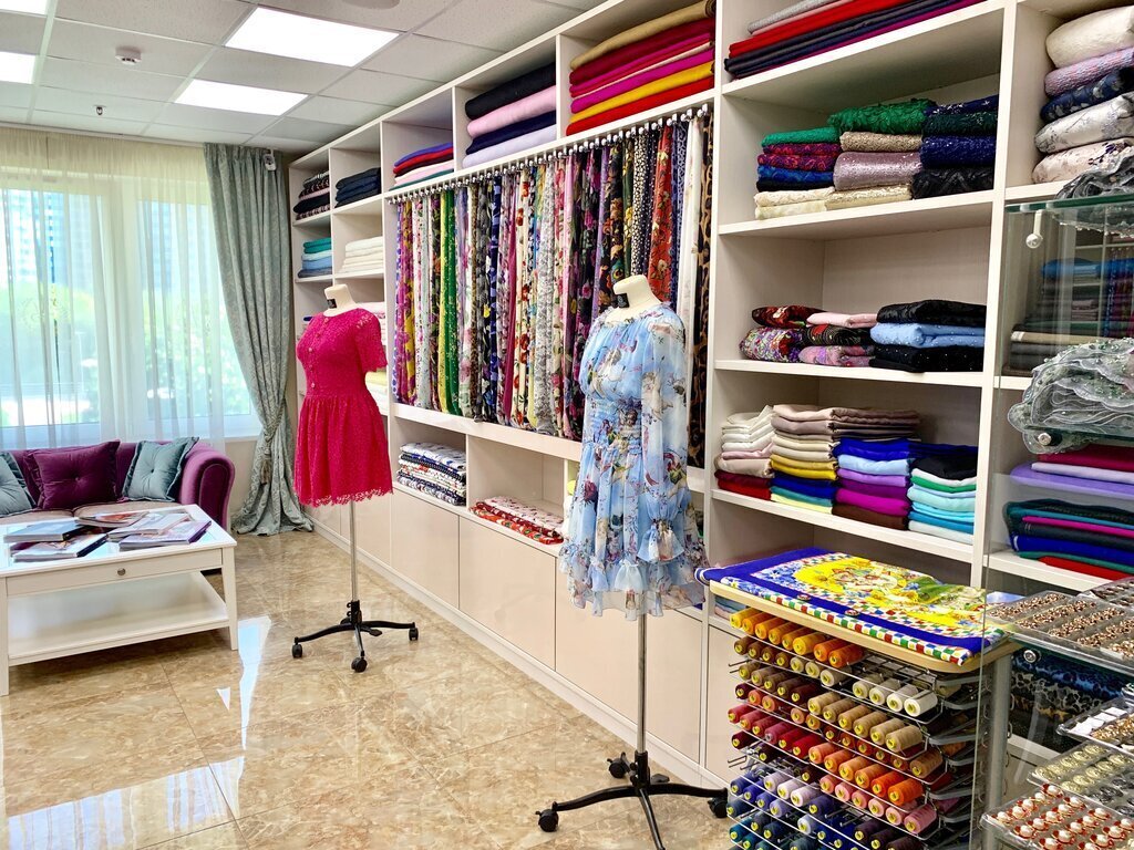 Зачем генпрокурор Краснов поручил проверить бани, парикмахерские и ателье