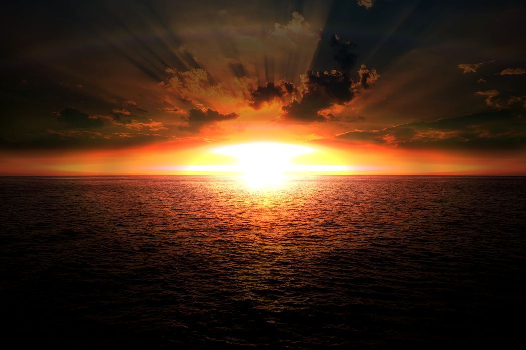 Что произойдет, если Россия взорвет ядерную бомбу в космосе?