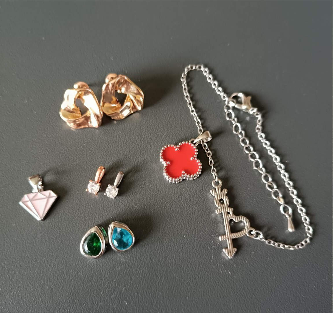 Получила новые бесплатные украшения из Sunlight и 585GOLD.