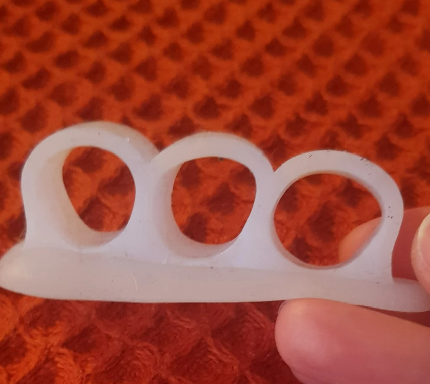 Разделитель для пальцев ног ортопедический силиконовый