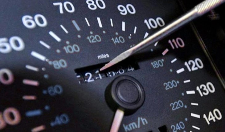 Как вы считаете надо штрафовать за скручивание пробега?