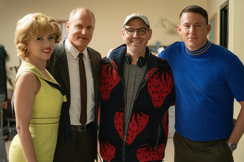 Режиссер фильма Унеси меня на Луну об открытости NASA к теории заговора