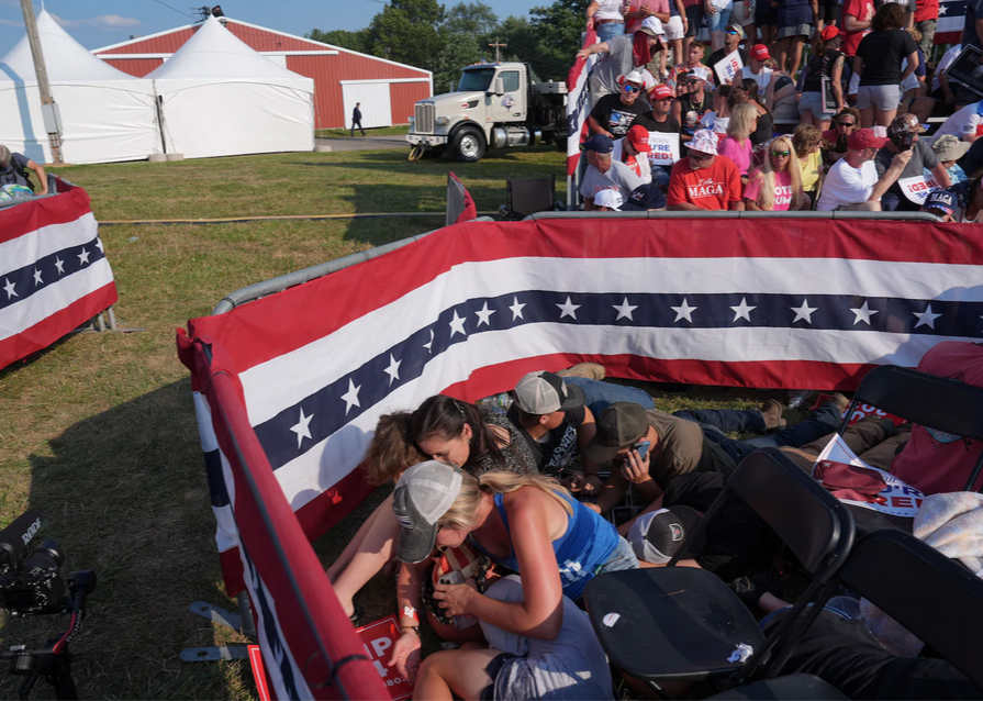 Стрельба на митинге Трампа произошла в нестабильное время в американской истории