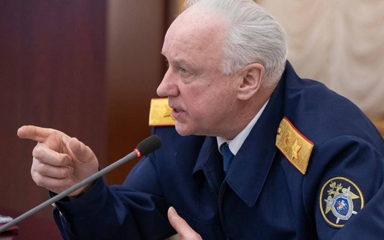 Бастрыкин взял под контроль уголовное дело в отношении девушки из Рузы, жарившей сосиски на "Вечном огне"...