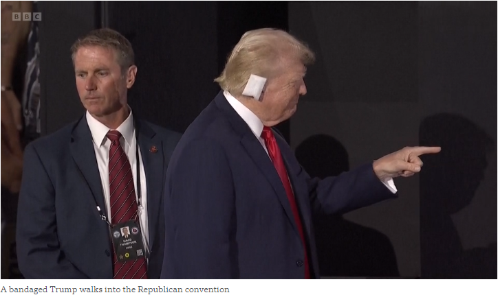 Трамп с повязкой получает восторженный прием через два дня после покушения